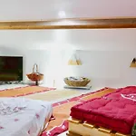Spacieux 300m2 - Sauna - Bbq - Terrasse 아파트