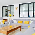 Spacieux 300m2 - Sauna - Bbq - Terrasse * 레두잘프